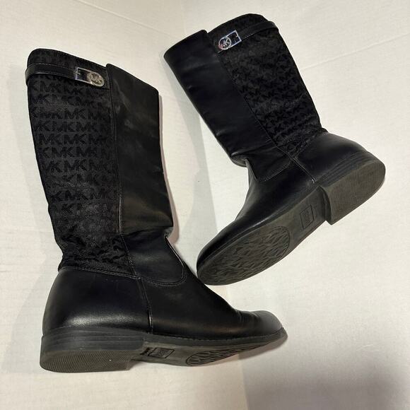 Michael Kors Logo Size 5 Black Zeppelin Riding Boot Fall Winter Closet Staple - Picture 2 of 11